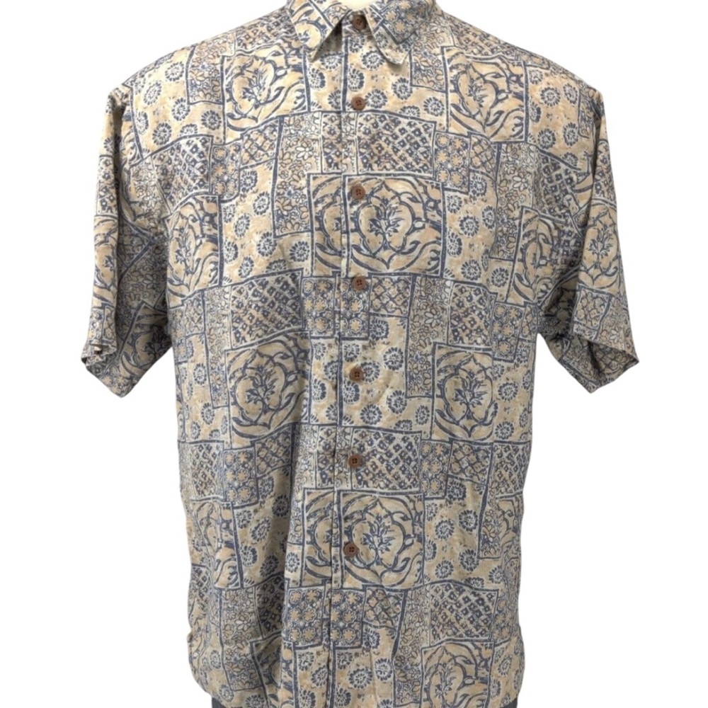 Vintage Eddie Bauer 100% linen Men's Blue and Cream Patterned Shirt vaca
